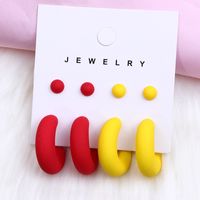 1 Pair Simple Style Geometric Solid Color Spray Paint Arylic Ear Studs sku image 1