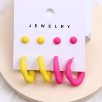 1 Set Simple Style Geometric Solid Color Spray Paint Arylic Ear Studs sku image 2