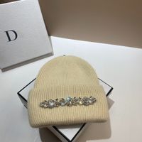 Mujeres Elegante Básico Estilo Simple Color Sólido Diamante De Imitación Sin Alero Gorro De Lana sku image 10