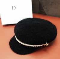 Frau Süß Süss Einfacher Stil Einfarbig Perle Gebogene Traufen Militärischer Hut main image 3
