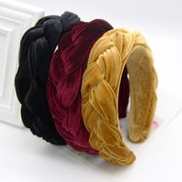 Women's Simple Style Commute Solid Color Velvet Braid Hair Band main image 1