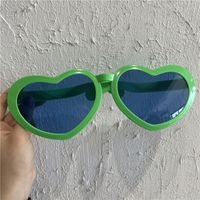 Hip-hop Retro Heart Shape Pc Heart Shape Full Frame Women's Sunglasses sku image 4