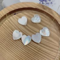 Simple Style Commute Heart Shape Shell Jewelry Accessories main image 1