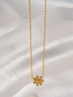 Rostfreier Stahl 18 Karat Vergoldet Einfacher Stil Überzug Gänseblümchen Halskette Mit Anhänger sku image 1