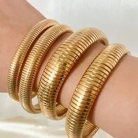 Elegant Simple Style Classic Style Solid Color 304 Stainless Steel Gold Plated Bangle In Bulk main image 5
