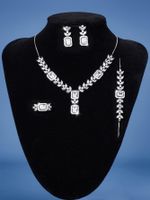 Glam Luxurious Maple Leaf Snowflake Brass White Gold Plated Zircon Jewelry Set In Bulk main image 3