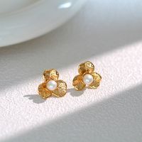 1 Pair Casual Basic Flower Plating Inlay Stainless Steel Artificial Pearls 14k Gold Plated Ear Studs main image 4