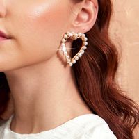 Fashion Pearl Heart-shaped Inlaid Rhinestone Hollow Earrings sku image 15