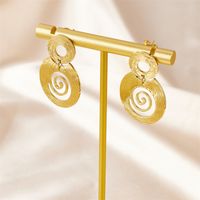 1 Pair Simple Style Classic Style Heart Shape Bee Plating Stainless Steel 18k Gold Plated Earrings main image 6