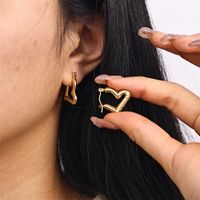 1 Pair Simple Style Classic Style Heart Shape Bee Plating Stainless Steel 18k Gold Plated Earrings main image 9