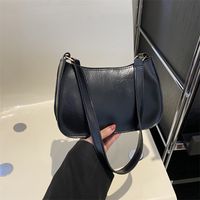 Women's Pu Leather Solid Color Classic Style Square Zipper Shoulder Bag main image 3