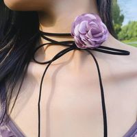 Simple Style Commute Flower Alloy Patchwork Women's Choker main image 3