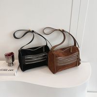 Women's Pu Leather Solid Color Classic Style Square Zipper Shoulder Bag main image 1