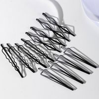 Women's Simple Style Geometric Solid Color Metal Plating Hair Clip main image 3