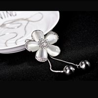 Vintage Style Flower Alloy Copper Plating Inlay Artificial Crystal Women's Pendant Necklace main image 4