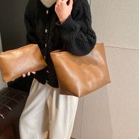 Women's Pu Leather Solid Color Classic Style Square Zipper Tote Bag main image 4