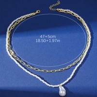Einfacher Stil Geometrisch Einfarbig Künstliche Perle Kupfer Vergoldet Halskette Mit Anhänger In Masse main image 2
