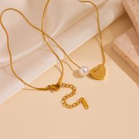 Acero Titanio Chapados en oro de 18k Elegante Enchapado Forma De Corazón Color Sólido Collar Colgante main image 5