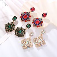 1 Pair Elegant Luxurious Classic Style Geometric Plating Inlay Alloy Rhinestones Glass Gold Plated Drop Earrings main image 3