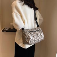 Women's Pearlescent Cotton Solid Color Elegant Sewing Thread Square Zipper Shoulder Bag main image 3