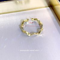Elegante Geométrico Aleación Cobre Embutido Perlas Artificiales Diamantes De Imitación Chapado En Oro De 14 Quilates. Anillo Abierto sku image 2