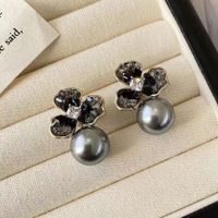 1 Pair Casual Simple Style Flower Plating Inlay Alloy Rhinestone Zircon Silver Plated Drop Earrings sku image 1