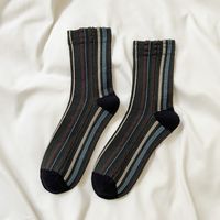 Frau Retro Streifen Baumwolle Crew Socken Ein Paar sku image 2