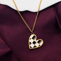 304 Stainless Steel 18K Gold Plated Casual Simple Style Enamel Plating Heart Shape Checkered Pendant Necklace main image 3