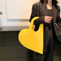 Women's Small Felt Cloth Solid Color Classic Style Streetwear Heart-shaped Zipper Handbag main image 5