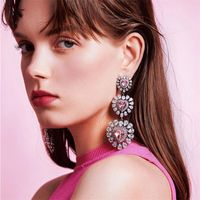1 Pair Elegant Lady French Style Heart Shape Inlay Alloy Rhinestones Silver Plated Drop Earrings main image 1