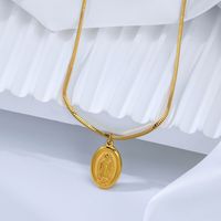 304 Stainless Steel 18K Gold Plated Simple Style Classic Style Carving Geometric Zircon Pendant Necklace main image 1