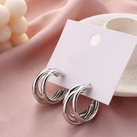1 Pair Elegant Luxurious Solid Color Plating Alloy Gold Plated Silver Plated Earrings main image 3