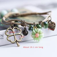 Casual Simple Style Four Leaf Clover Butterfly Daisy Baroque Pearls Ceramics Beaded Plating Braid White Gold Plated Women's Bracelets sku image 2