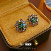 1 Pair Vintage Style Flower Copper Plating Inlay Artificial Gemstones Rhinestones Ear Studs sku image 1