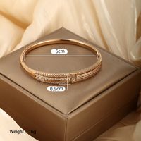 Xuping Simple Style Solid Color Alloy Plating Inlay Artificial Gemstones 18k Gold Plated Women's Bangle sku image 2