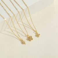 Simple Style Flower Butterfly Lock Brass 14k Gold Plated Pendant Necklace In Bulk main image 4