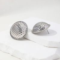 1 Piece Elegant Retro Round Three-dimensional Alloy Ear Studs main image 6