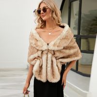 Women's Simple Style Solid Color Imitation Fur Spandex Acrylic Contrast Binding Shawl main image 4