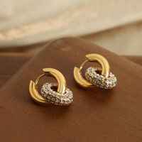 1 Paar Lässig Einfacher Stil Kreis Überzug Inlay Titan Stahl Künstlicher Diamant 18 Karat Vergoldet Reif Ohrringe main image 4