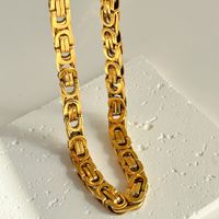 Retro Einfarbig Titan Stahl Überzug 18 Karat Vergoldet Halskette main image 2