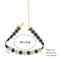 Queen Novelty Shiny Water Droplets Alloy Plating Inlay Artificial Pearls Rhinestones Zircon 18k Gold Plated Platinum Plated Women's Choker sku image 4
