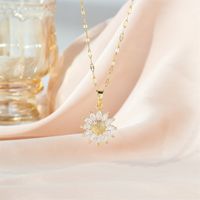 Stainless Steel Titanium Steel 18K Gold Plated Simple Style Plating Inlay Flower Zircon Pendant Necklace main image 3