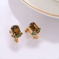 1 Pair Simple Style Geometric Solid Color Plating Artificial Crystal Ear Studs main image 5