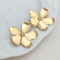 1 Pair Elegant Romantic Sweet Flower Plating 304 Stainless Steel 14K Gold Plated Ear Studs main image 4
