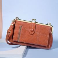 Women's Solid Color Pu Leather Clasp Frame Wallets main image 5