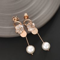 1 Pair Xuping Simple Style Commute Flower Plating Inlay Alloy Artificial Gemstones Artificial Pearls 18k Gold Plated Drop Earrings main image 1