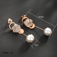 1 Pair Xuping Simple Style Commute Flower Plating Inlay Alloy Artificial Gemstones Artificial Pearls 18k Gold Plated Drop Earrings main image 2