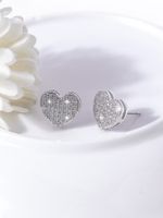1 Pair Sweet Heart Shape Inlay Copper Zircon Ear Studs sku image 1