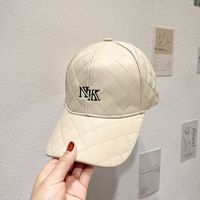 Women's Simple Style Letter Embroidery Curved Eaves Baseball Cap main image 5