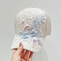 Women's Cute Simple Style Bear Embroidery Curved Eaves Baseball Cap sku image 3